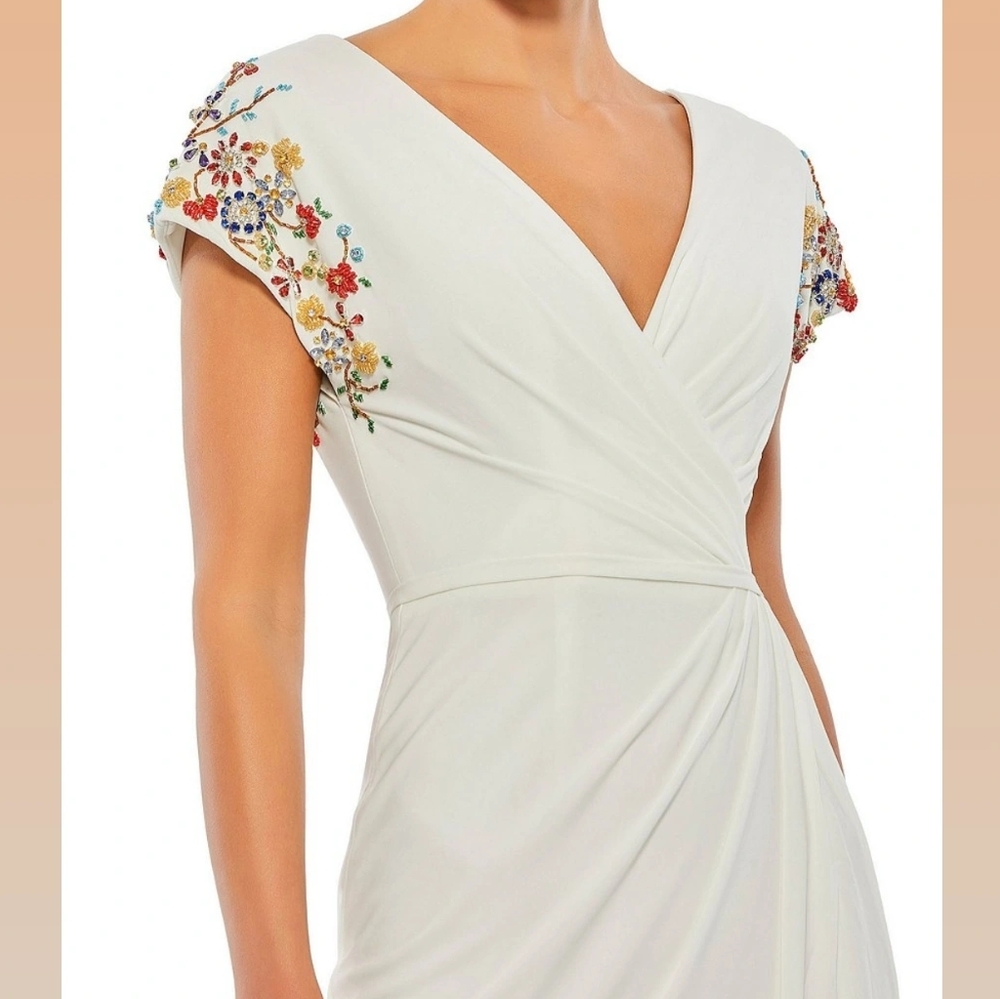Mac Duggal EMBELLISHED SLEEVE JERSEY FAUX WRAP GOWN. NWOT